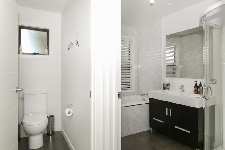 82a Creek Road Allenton_16