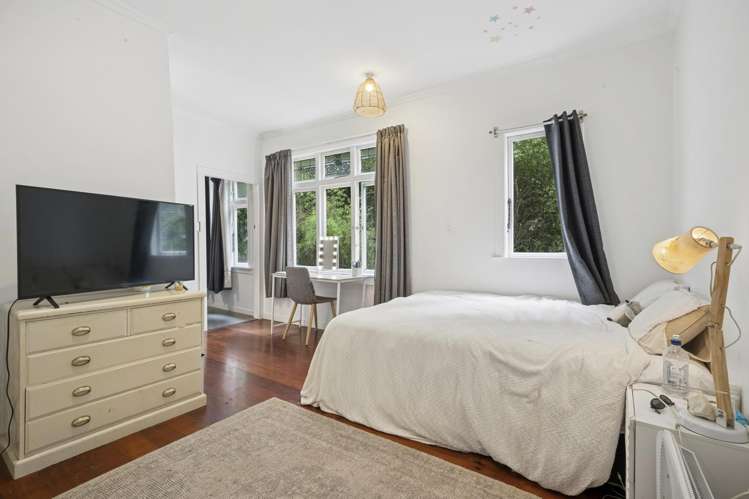 21 Laura Avenue Brooklyn_14