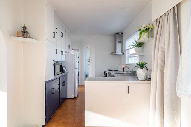 27 Apollo Parade Milson_1