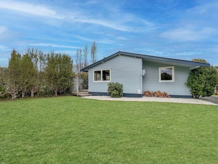 1/19 and 2/19 Kinloch Road Kinloch_16