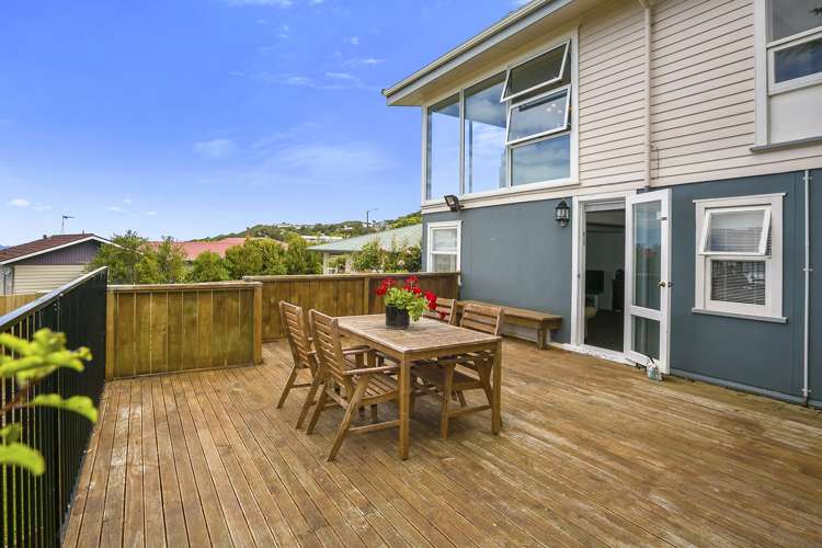 220 Dowse Drive Maungaraki_15