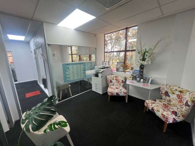 1-A/22 Amersham Way Manukau_3