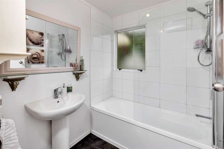 257 Pyle Road East Ruakaka_13