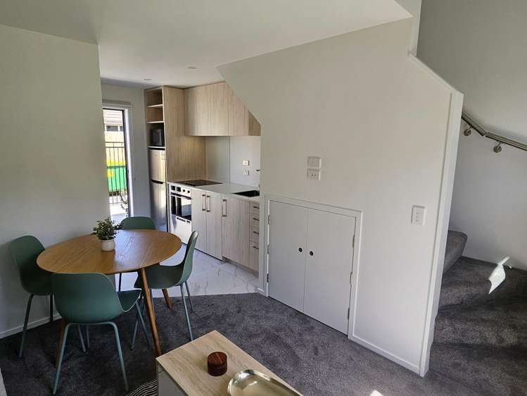  6/19 Winchester Street Merivale_6