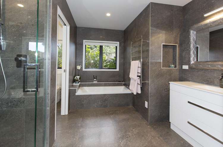 36 Ripiro Drive Baylys Beach_24