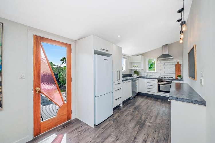 79 Bridle Path Road Heathcote Valley_5