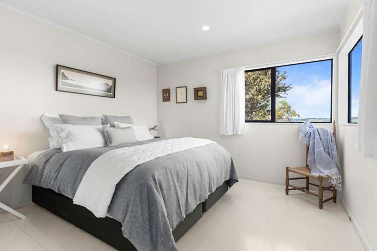 2/32 Hand Road Helensville_6