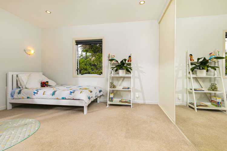 29 Korotaha Terrace Rothesay Bay_10