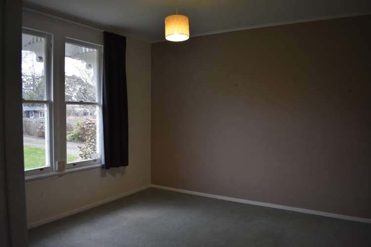 546 Wellington Road 1214_1