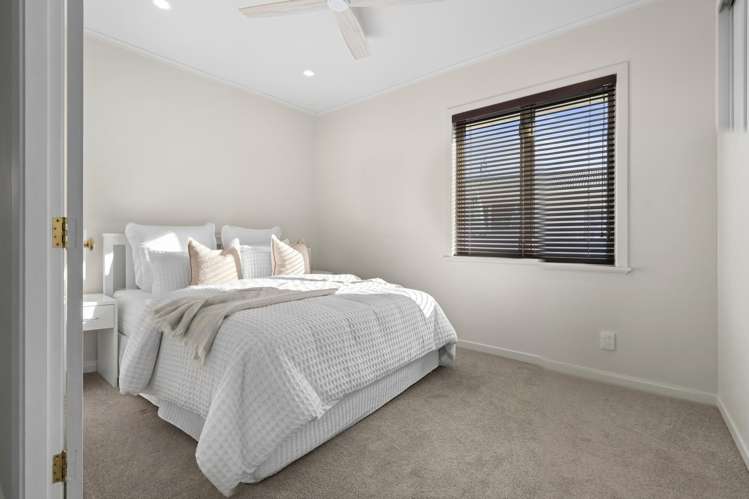 6 The Esplanade Campbells Bay_13