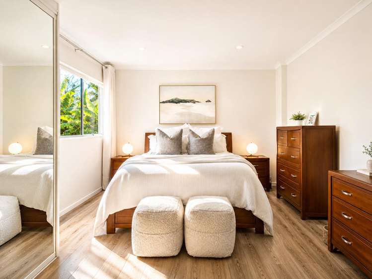 2/13 Scarlock Avenue Browns Bay_19