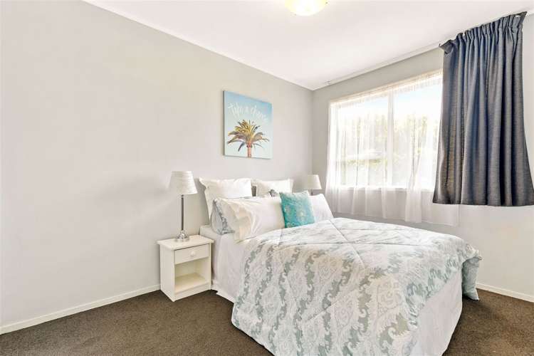 52 Farwood Drive Henderson_12