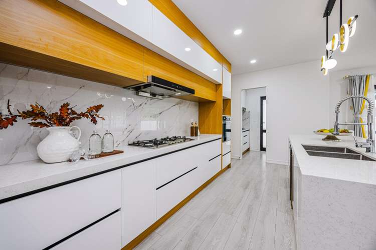 7 Hariata Street Flat Bush_9