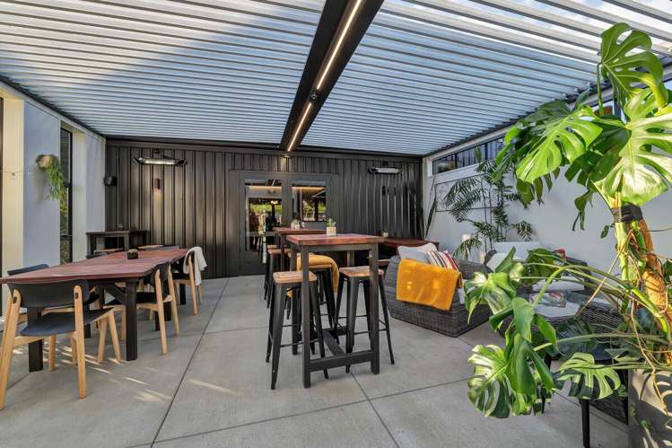 16 Sunley Street Westown_14