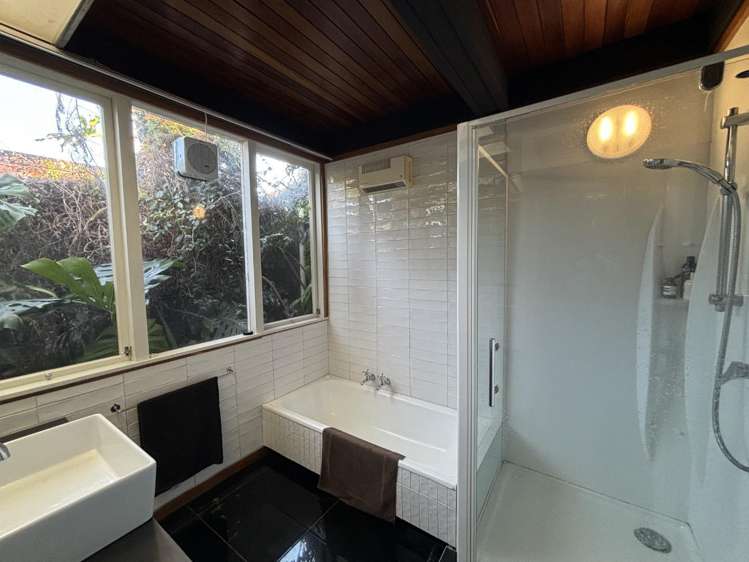 161 Ikitara Road Whanganui East_14