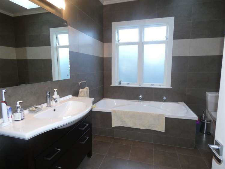 38 Para Street Miramar_11