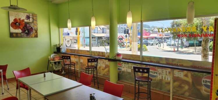 2/2 Constable Street Newtown_3