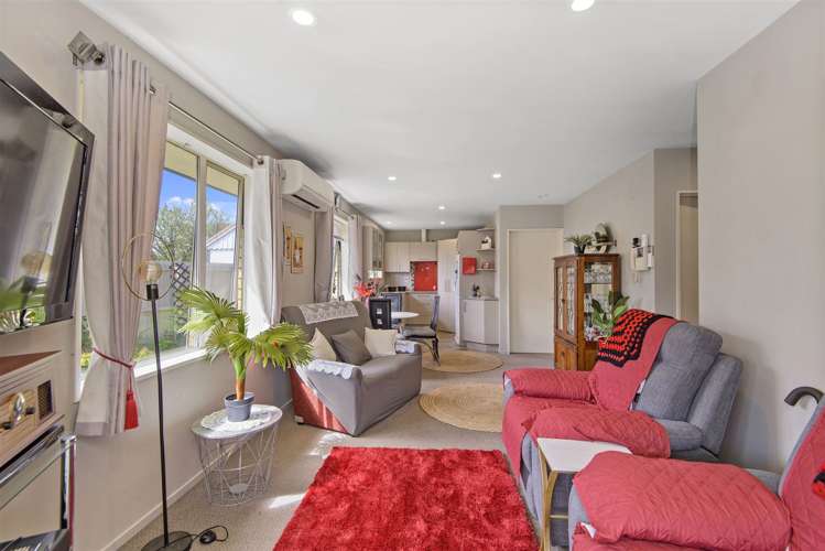 16b Achilles Street Burwood_5