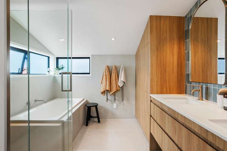 2/220 Point Chevalier Road Point Chevalier_12