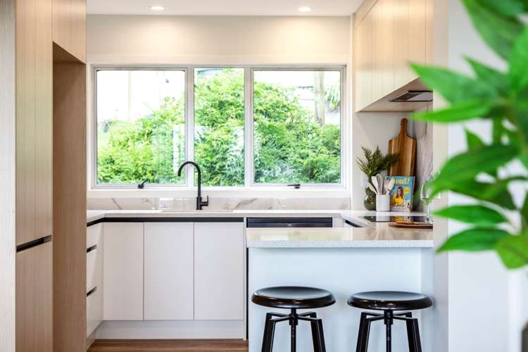 1/617 Glenfield Road_1