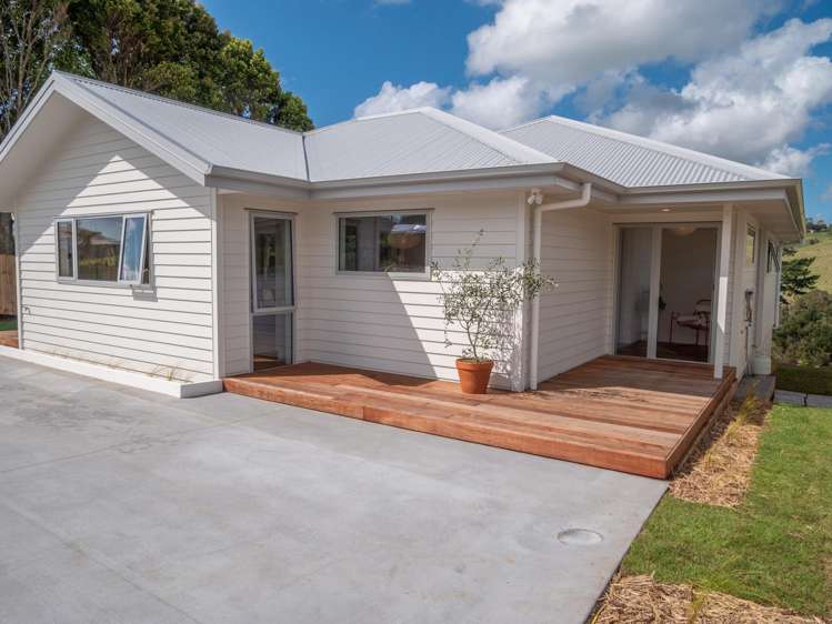 1 Lori Lane Coopers Beach_23