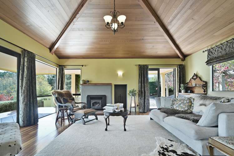 1544 Kahuranaki Road Kahuranaki_5