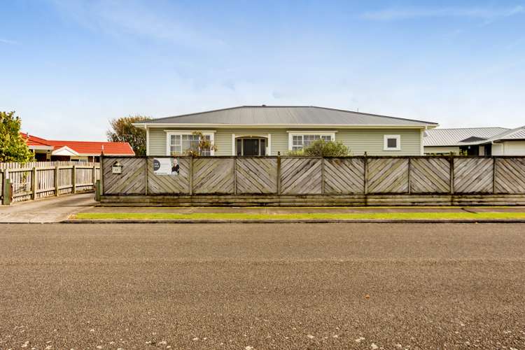 29 Tawa Street Hawera_29