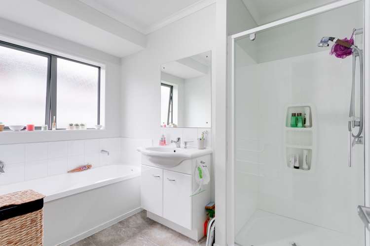 56 Percy Kinsman Crescent Riverstone Terraces_8