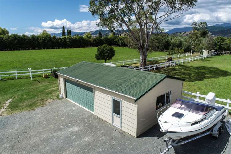 45 Bryant Road Brightwater_25