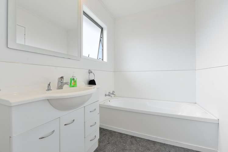 11 Blomfield Street Nawton_13