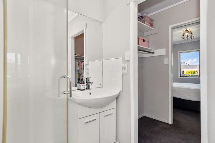 54 Strathmore Street Matua_11