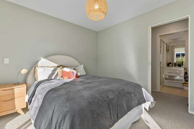 4 Warbler Lane Albert Town_4