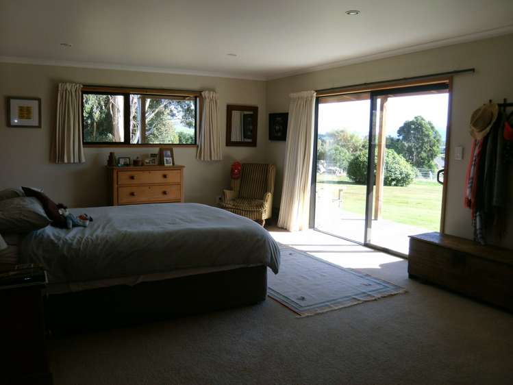 6 Hinahina Road Owaka_12