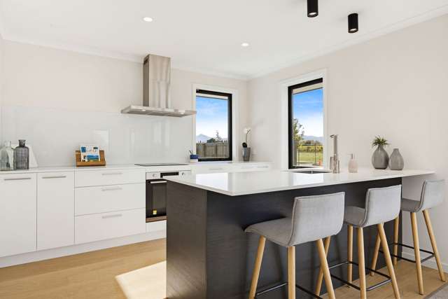 31 Whitehall Drive Springlands_4