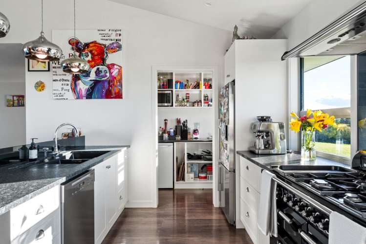 214 Gaddums Hill Road Outer Kaiti_2