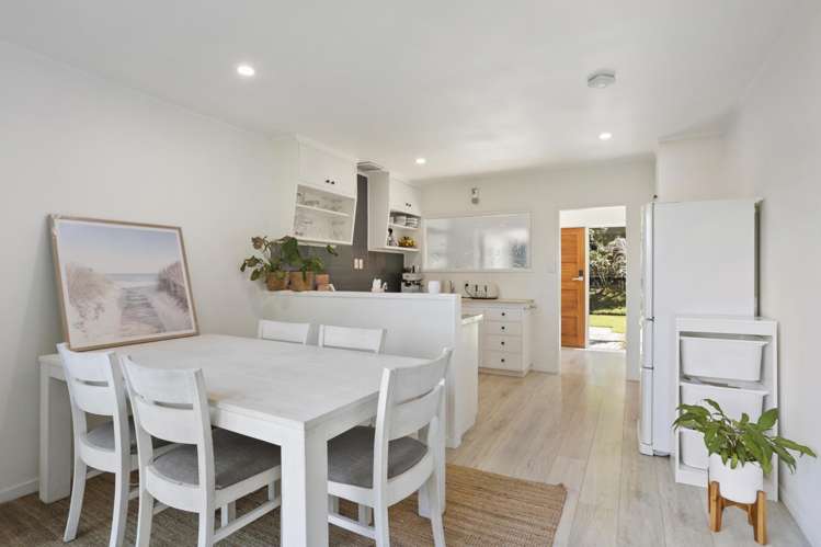35 Takahe Road Titirangi_5