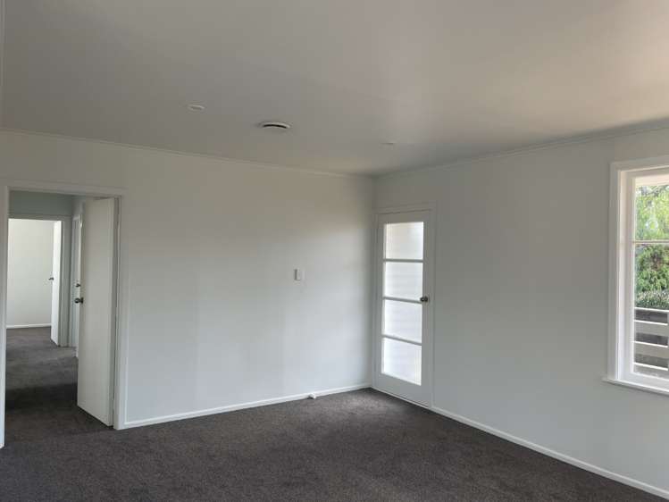 702A Dennett Street 10487_8