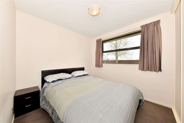 27 Roberts Road Hei Hei_11