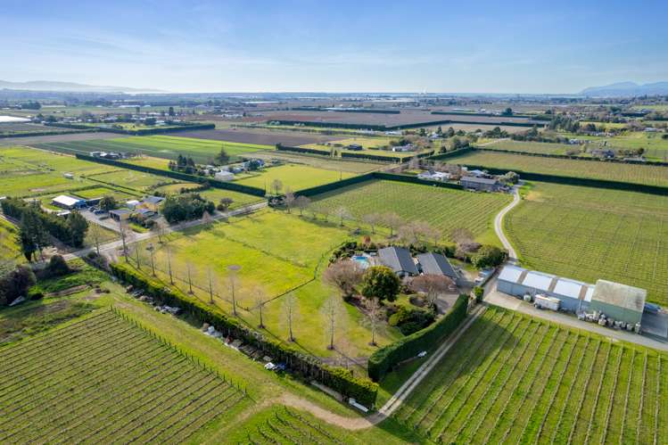 437 Paton Road Hope_16