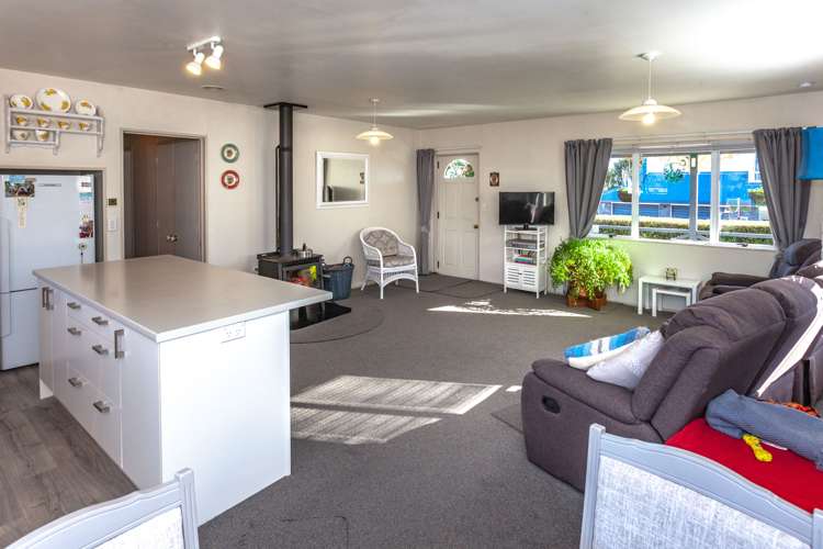 114 Whitehead Way Thames_10