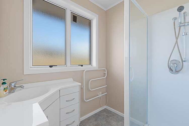 6 Houghton Crescent Redwoodtown_10