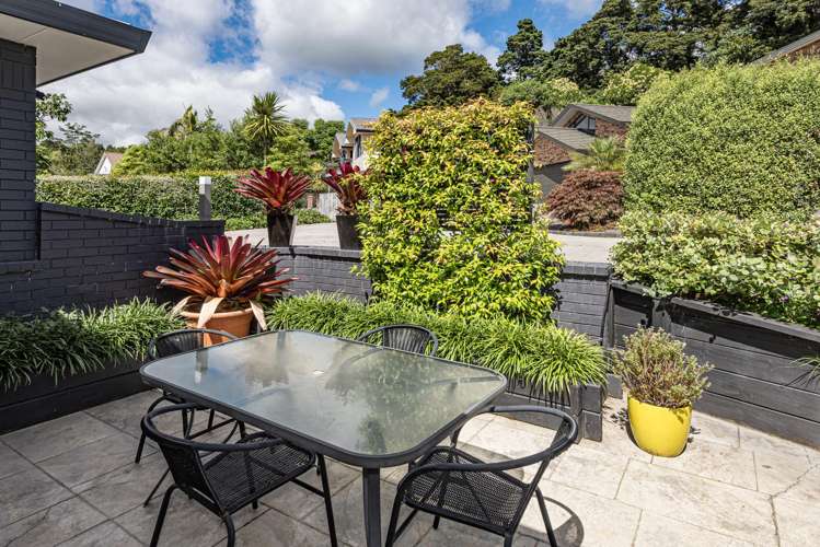 6 County Lane Te Kamo_18