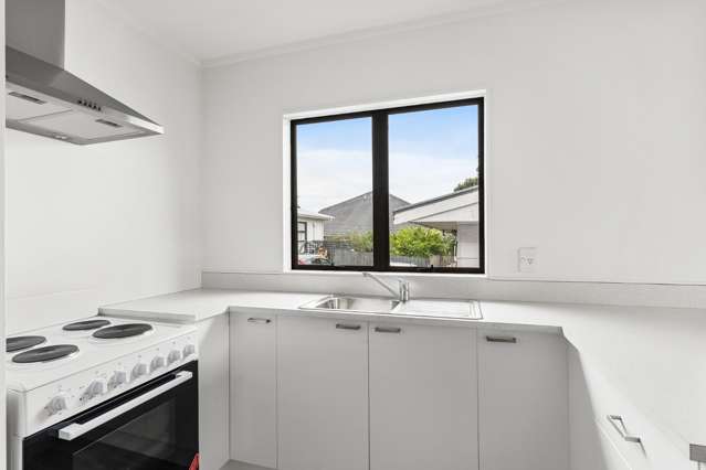 208D Shirley Road 10695_2
