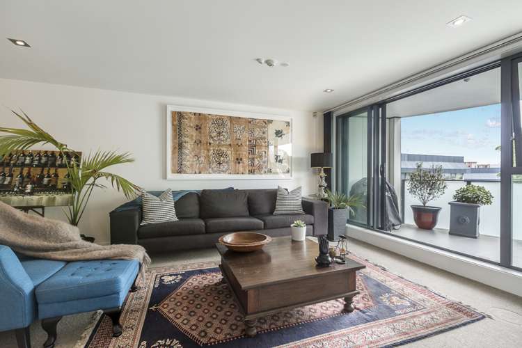 2/8 Basque Road Eden Terrace_4