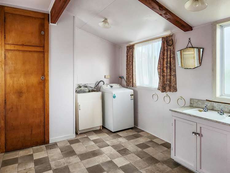 16 Leader Street Riverton_10