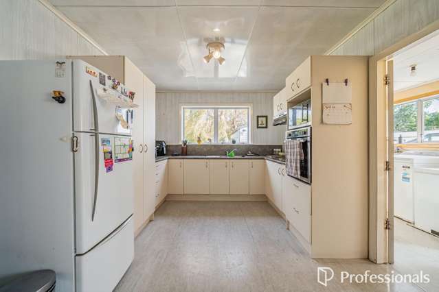 33 Wellington Road Wainuiomata_2