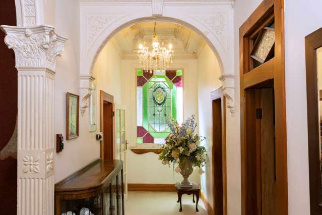 Charming Villa in the Heart of Huia