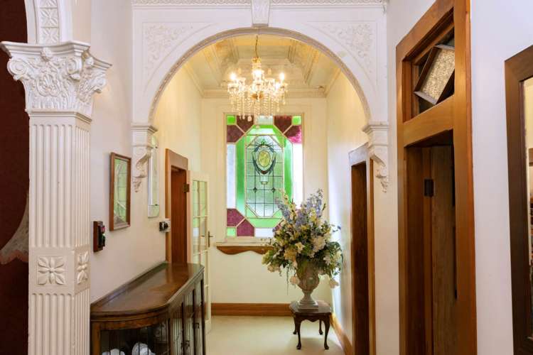 1192 Huia Road Huia_0