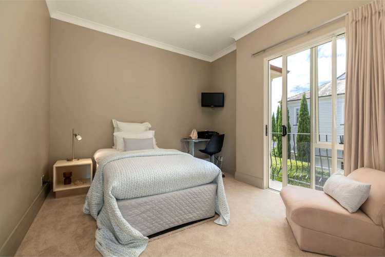 14 Percival Parade Saint Marys Bay_17