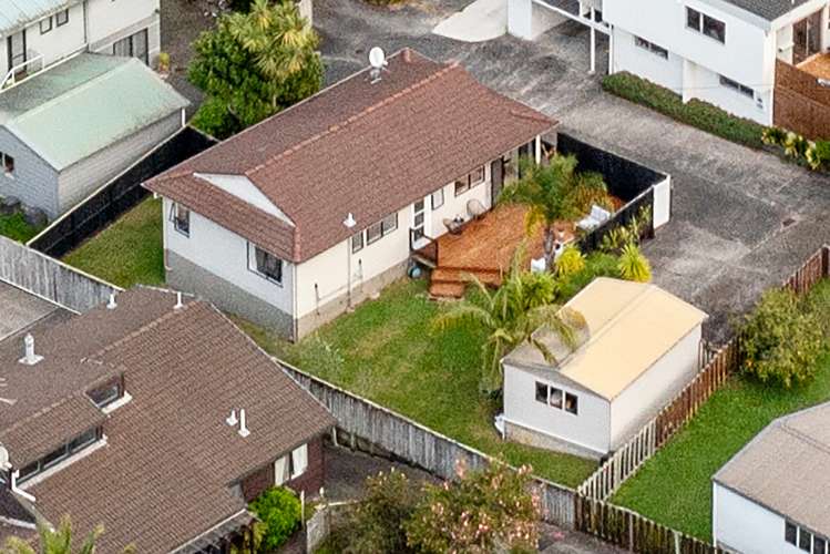 1/105 Sunset Road Totara Vale_31